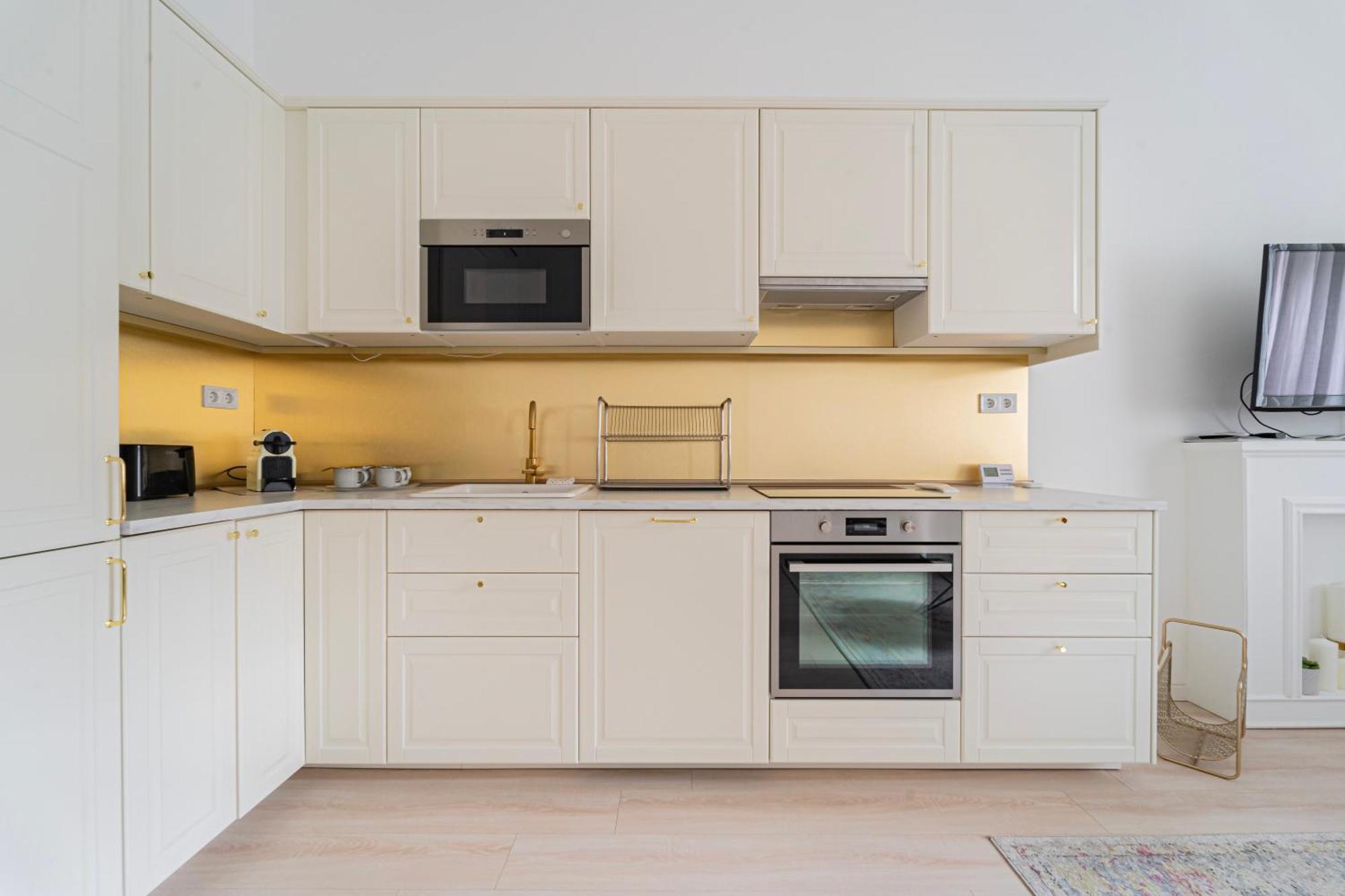 Luxury By Castle District, Free Parking Apartament