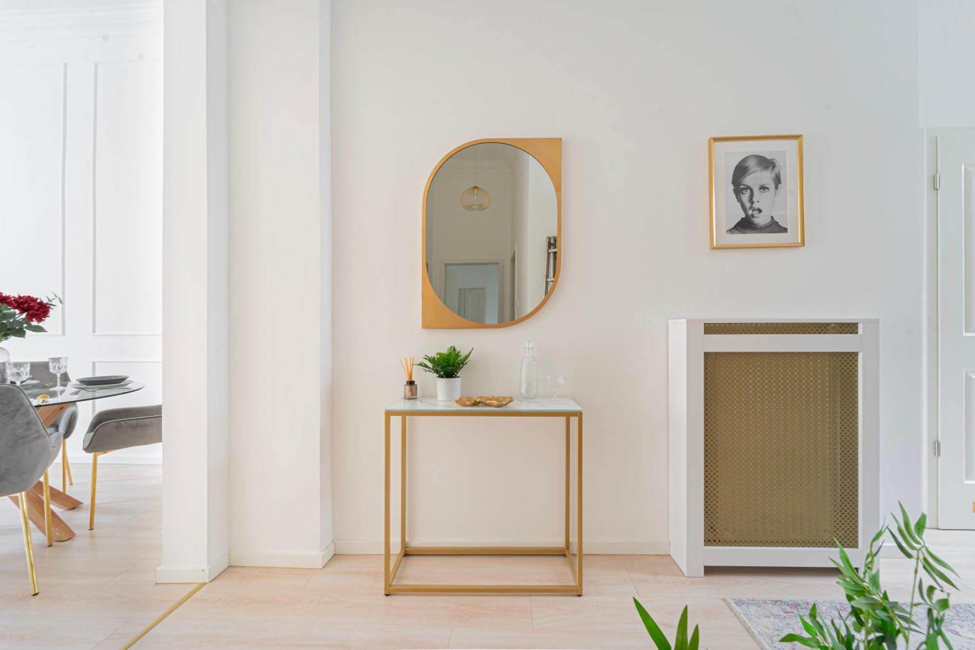 Luxury By Castle District, Free Parking Apartment